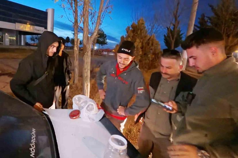 Aksaray’da zehrinin litresi 10 milyon dolar olan akrep satışına suçüstü operasyon