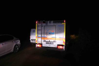 Araç yanında tüfek ve kan izleri, cesedi ise 150 metre aşağıda bulundu