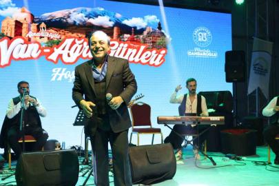 Arnavutköy’de "Van-Ağrı Memleket Günleri" coşkusu