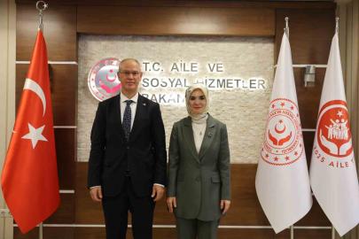 Bakan Göktaş, KKTC Çalışma ve Sosyal Güvenlik Bakanı Hasipoğlu ile bir araya geldi