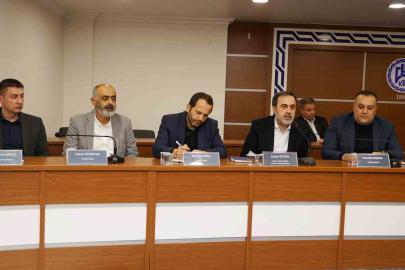 Başkan Öztürk: "Üretim kadar bilgi ve strateji de rekabette belirleyici"