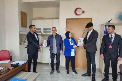 Başkan Yazıcıoğlu: "Her öğretmen, yarınlarımızı büyüten bir fidan yetiştiricisidir"