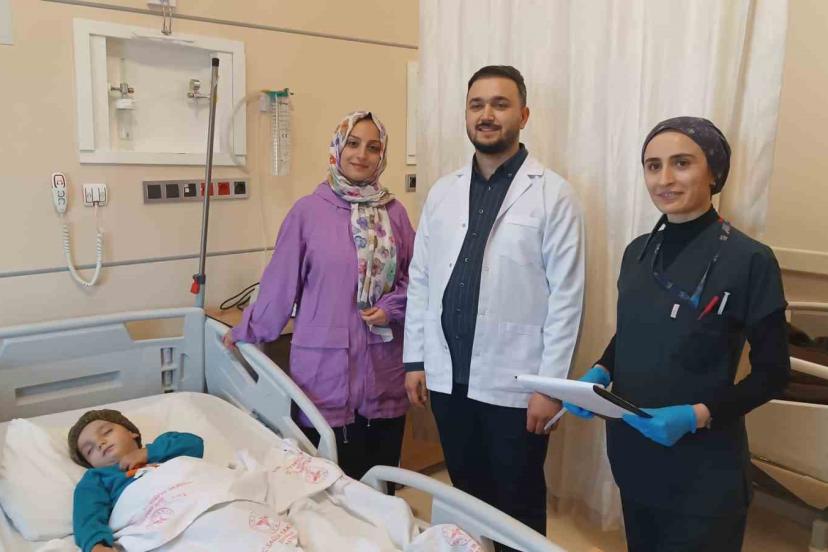 Batman‘da kek ve ceviz parçası akciğerine kaçtı