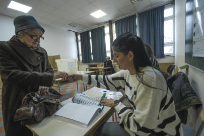 Bosna Hersek'te seçim: Ayrılıkçı aday kıl payı kazandı
