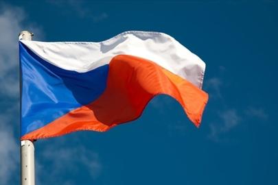 Çekya'da iki yolcu treni çarpıştı: 3'ü ağır 57 yaralı