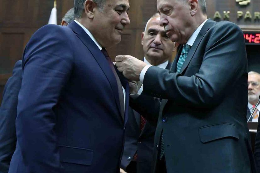 CHP’den istifa eden Aksu Belediye Başkanı Yıldırım AK Parti’ye katıldı