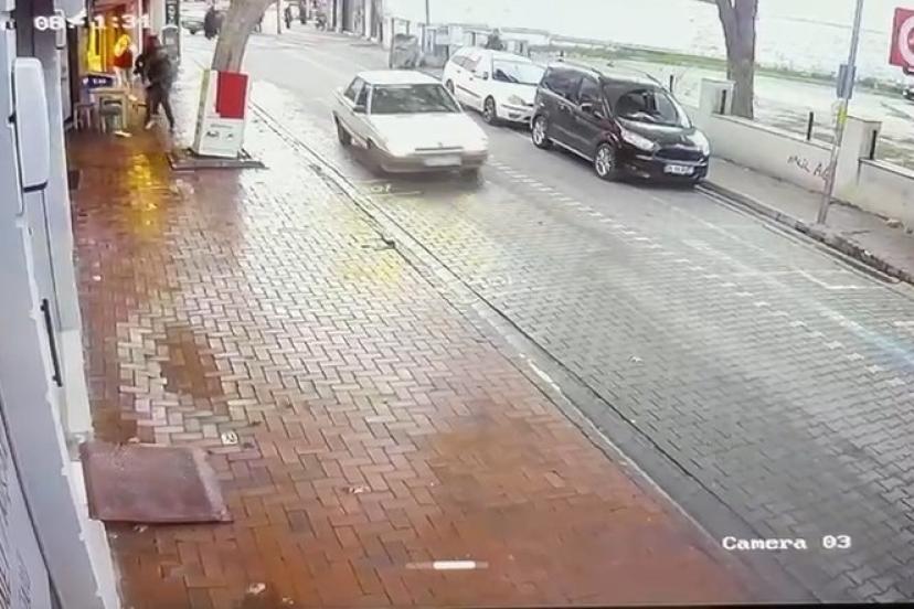 Edremit’te esnafa silahlı saldırı anı kamerada