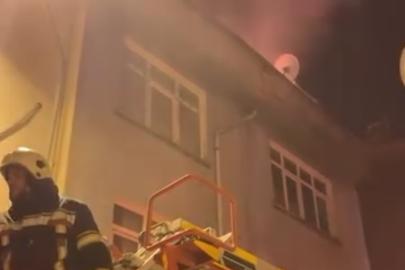 Elazığ’da 4 katlı apartmanda yangın paniği