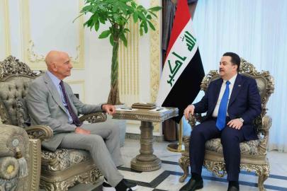 Irak Başbakanı Sudani, ABD’nin Suriye Özel Temsilcisi Barrack ile bir araya geldi