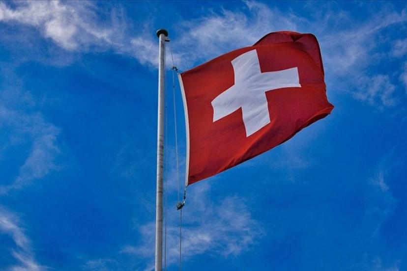 İsviçre’de seçmenler, "süper zenginlere" vergi kararını reddetti