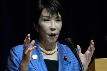 Japonya'nın ilk kadın başbakanı sumo ringine çıkacak mı?