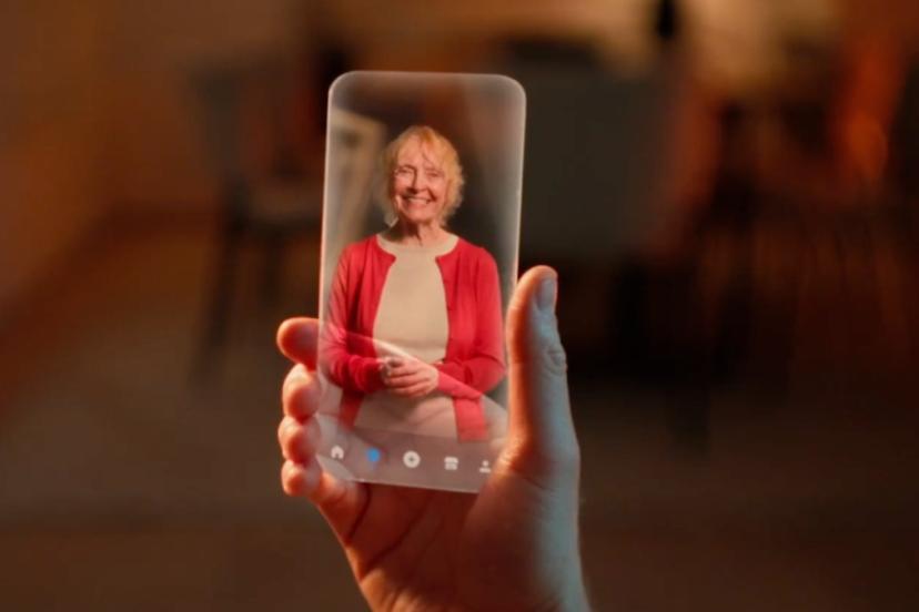 Kullanıcılar, ölen yakınlarıyla görüntülü konuşuyor: Yeni uygulama tartışma yarattı