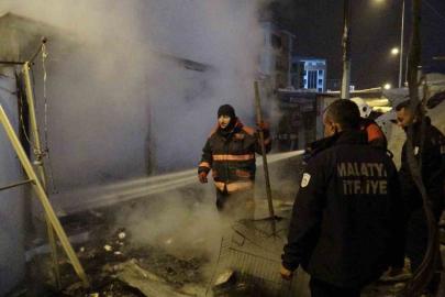 Malatya’da konteyner çarşıda yangın: 1 yaralı