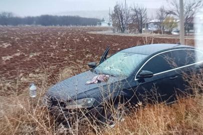 Malatya’da kontrolden çıkan otomobil tarlaya girdi: 4 yaralı