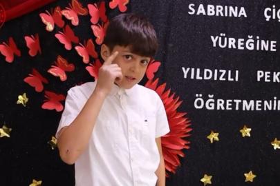 Minik öğrencilerden, öğretmenlerin kalıplaşmış terimleriyle 24 Kasım kutlaması