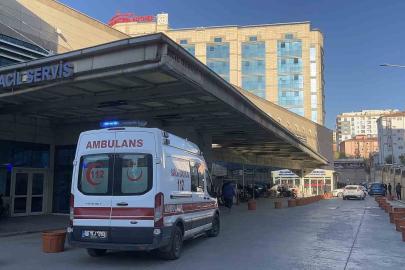 Otobüs ile motosiklet çarpıştı: 1 ölü