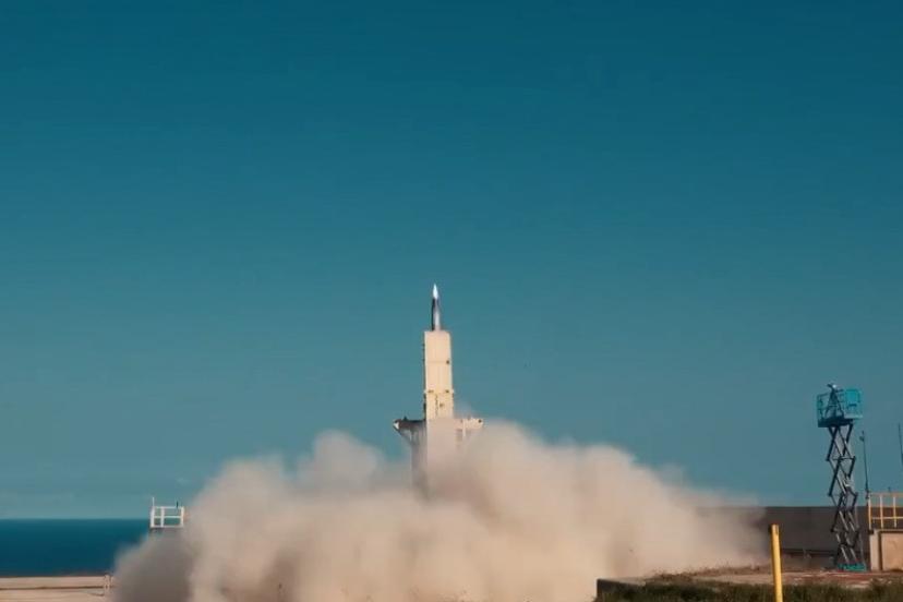 SİPER 1’den tarihi başarı: Otonom batarya atışı hedefi tam isabetle vurdu