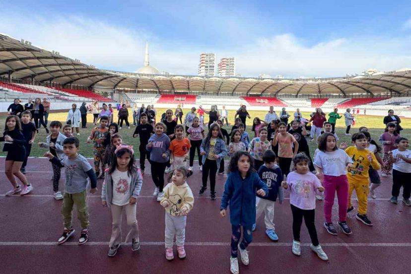 Tarsus’ta çocuklara özel etkinlik