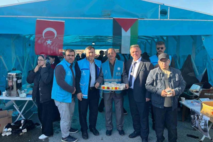 Tomarza’da Gazze için hayır panayırı yapıldı