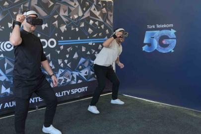 Türk Telekom, gençlik markası Selfy ile 7 farklı üniversitede ilk 5G deneyimini sundu