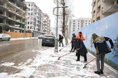 149 mahallede yol açma çalışmaları devam ediyor