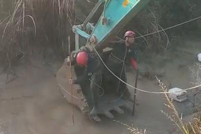 Adana’da dereye düşen çocuklardan biri hayatını kaybetti