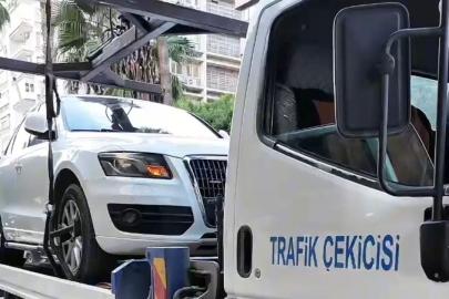 Adana’da engelli park yerlerine araçlarını koyan sürücülere ceza kesildi