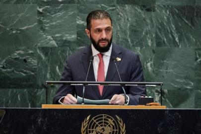 Ahmed Şara, Suriye'de 4 yıl sonra seçime gidileceğini açıkladı