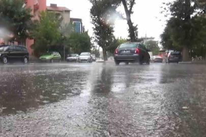 Aksaray’da yağmur etkili oluyor