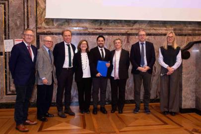 Albert Einstein’ın mezun olduğu Zürih Üniversitesi’nden Dr. Humayun Kakar’a büyük onur