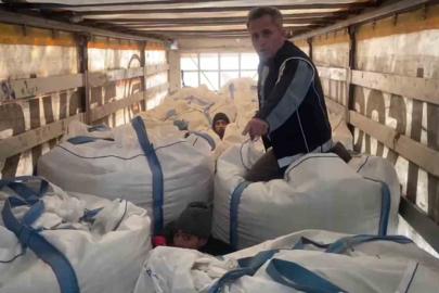 Amasya’da tırda çuvalların arasında 13 kaçak göçmen yakalandı