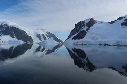 Antarktika'da 362 buzul depremi. Küresel su seviyesi tehdit altında