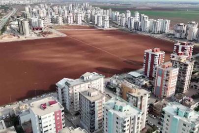 Apartmanlar arasında tarım yapmaya devam ediyor