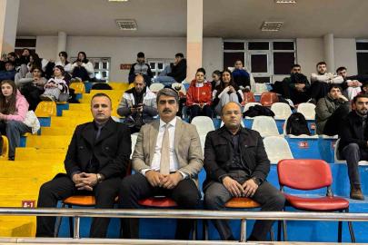 Aşkale voleybolda il ikincisi oldu