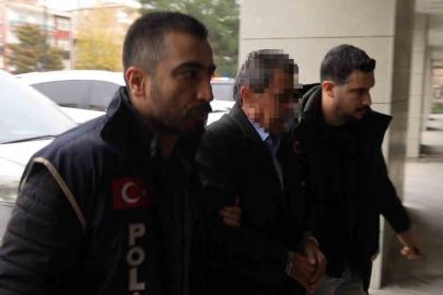 Avukatlık bürosunda kadını öldüren, gelinini de ağır yaralayan zanlı adliyede