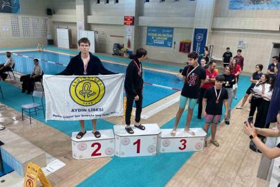 Aydın Lisesi öğrencilerinden spor müsabakalarında madalya başarısı