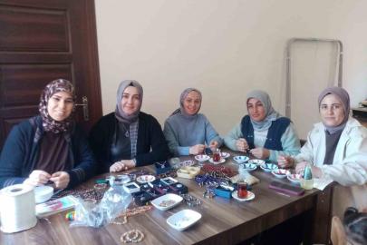 Aydıncık takılarıyla hem ekonomi canlanıyor hem Yozgat tanıtılıyor