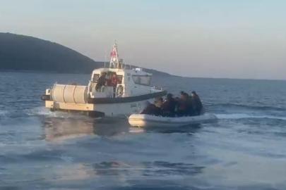 Aydın’da 12 düzensiz göçmen ve 1 göçmen kaçakçısı yakalandı