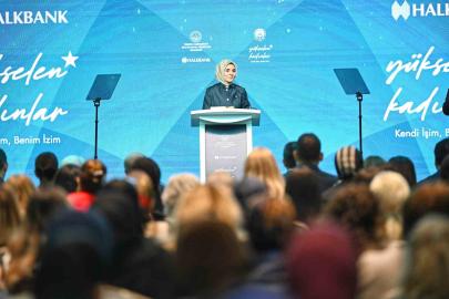 Bakan Göktaş: "Kadınlarımız kalkınmanın asli faktörüdür"