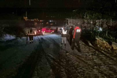 Bartın’da kiralık ev ararken ormanlık alana giren çift mahsur kaldı