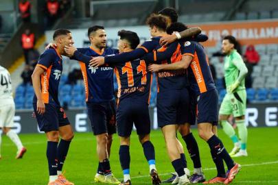 Başakşehir, bu sezon ikinci kez üst üste kazandı