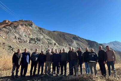 Başkan Şireci, Kemah Yücebelen yol genişletme çalışmalarını inceledi