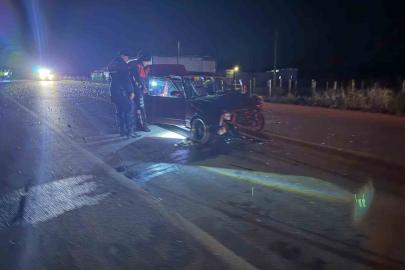 Bayramiç’te otomobille motorsiklet çarpıştı: 3 kişi yaralandı