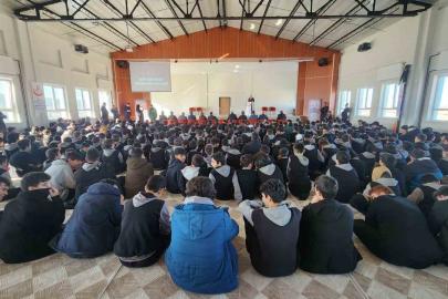 Bilal Erdoğan, Kütahya’da öğrencilerle buluştu