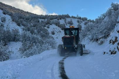 Bingöl’de kardan dolayı kapanan 75 köy yolunda çalışmalar sürüyor