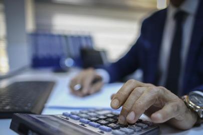 Bir ay içinde 450 bin liralık alımlara inceleme geliyor