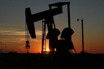 Brent petrolün gerilemesi bekleniyor! 2026 tahmini: 55 dolar