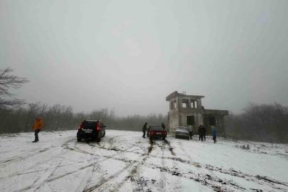 Çanakkale’de mevsimin ilk karı yağdı