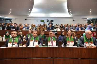 Cezayir’de Fransız sömürgeciliği suç ilan edildi. Yasa oybirliği ile kabul edildi