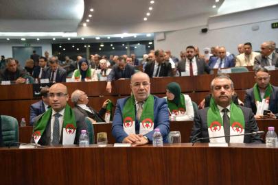 Cezayir’de Fransız sömürgeciliğini suç ilan eden yasa tasarısı oybirliği ile kabul edildi